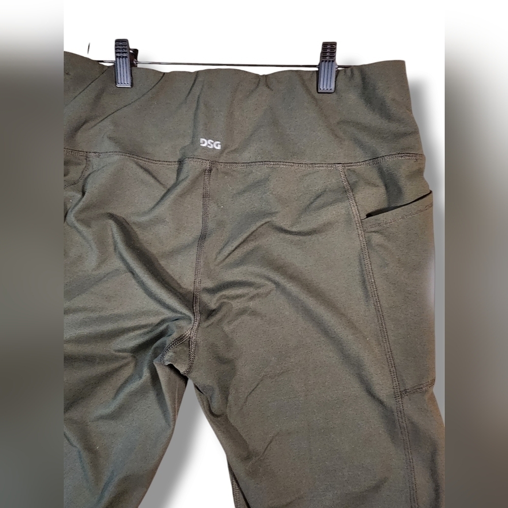 DSG Leggings Stretch Workout Pockets Quick Dry Moss/Olive Womens XL - Picture 2 of 8